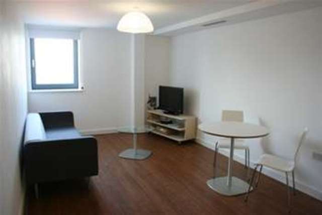  Image of 1 Bedroom Property  To Rent at Leeds, LS11 6AD
