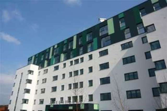  Image of 1 Bedroom Property  To Rent at Leeds, LS11 6AD