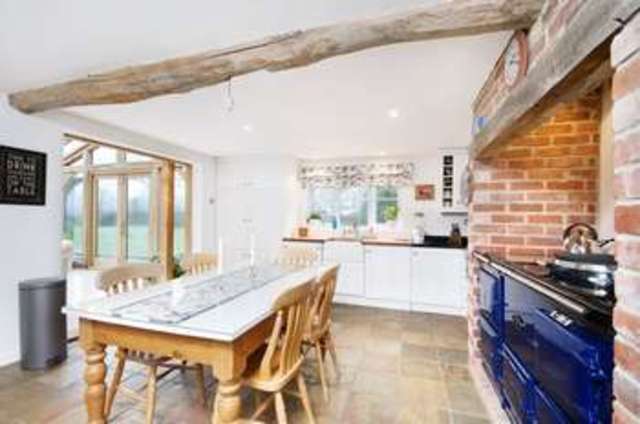  Image of 5 Bedroom Detached  For Sale at Hampshire Worlds End Waterlooville, PO7 4QA