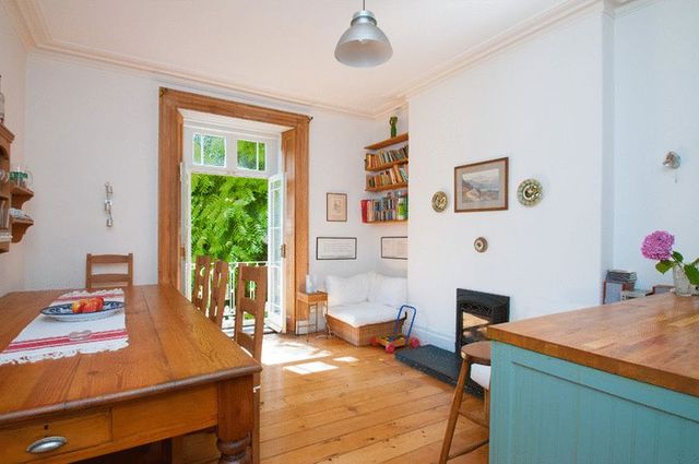  Image of 5 Bedroom Semi-Detached  For Sale at Hampton Park  Bristol, BS6 6LQ