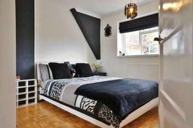  Image of 5 Bedroom Terraced  For Sale at Abingdon, OX14 1NU