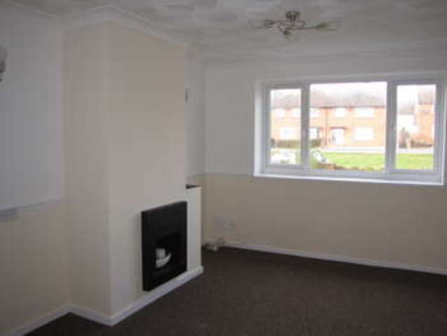  Image of 3 Bedroom Semi-Detached  For Sale at Leigh Park Havant Hampshire, PO9 3BX