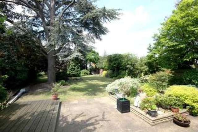  Image of 4 Bedroom Detached  For Sale at Bromley Kent Hayes, BR2 9EE