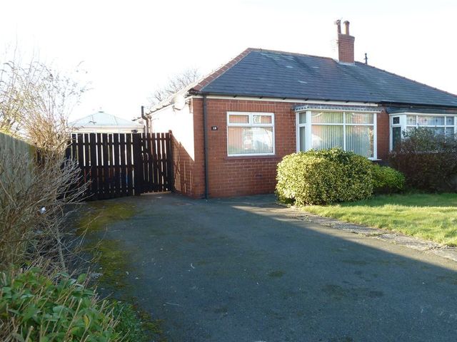  Image of 2 Bedroom Bungalow  To Rent at Hesketh Lane Tarleton Tarleton, PR4 6UB