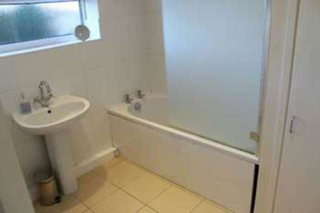  Image of 3 Bedroom Semi-Detached  For Sale at Hickings Lane  Stapleford, NG9 8PJ