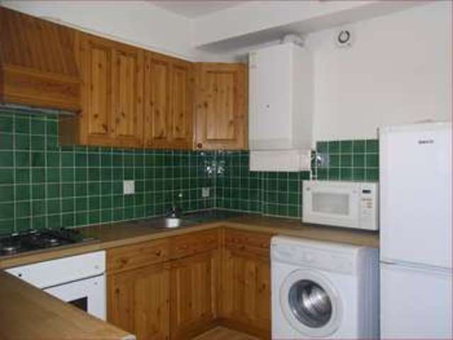  Image of 2 Bedroom Flat  For Sale at High Street  Barnet, EN5 5UW