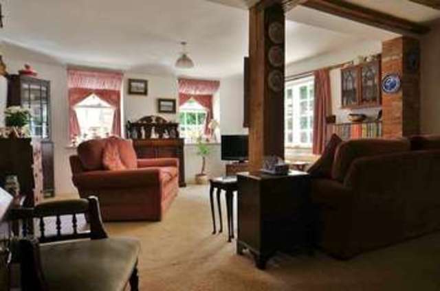  Image of 4 Bedroom Detached  For Sale at Sutton Courtenay  Abingdon, OX14 4AT
