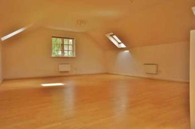  Image of 4 Bedroom Detached  For Sale at Sutton Courtenay  Abingdon, OX14 4AT