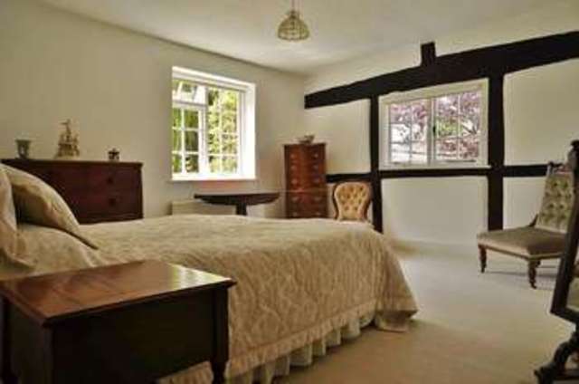  Image of 4 Bedroom Detached  For Sale at Sutton Courtenay  Abingdon, OX14 4AT