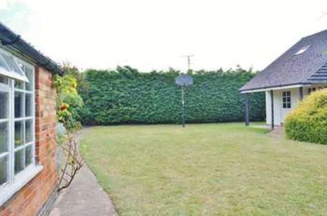 Image of 4 Bedroom Detached  For Sale at Sutton Courtenay  Abingdon, OX14 4AT
