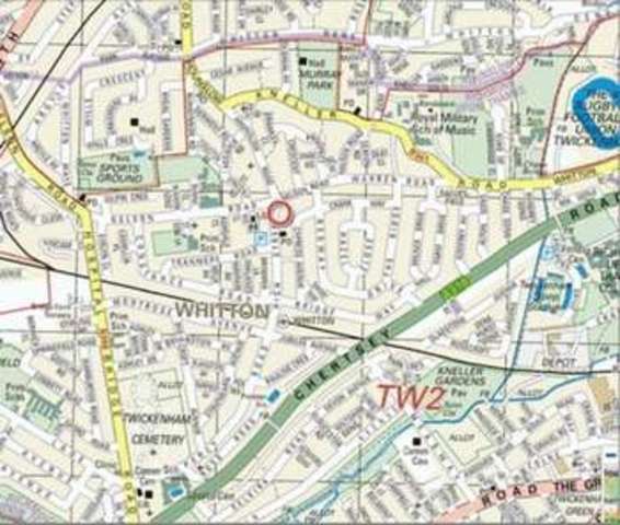  Image of 3 Bedroom Flat  To Rent at High Street Whitton Twickenham, TW2 7LA