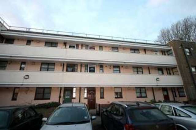  Image of 1 Bedroom Flat  For Sale at Beckenham Hill Road Catford Bellingham, SE6 3PP