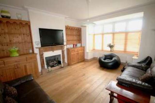  Image of 4 Bedroom Semi-Detached  For Sale at Beckenham Kent Beckenham, BR3 1JY