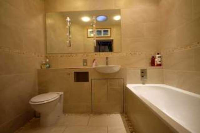  Image of 4 Bedroom Semi-Detached  For Sale at Beckenham Kent Beckenham, BR3 1JY