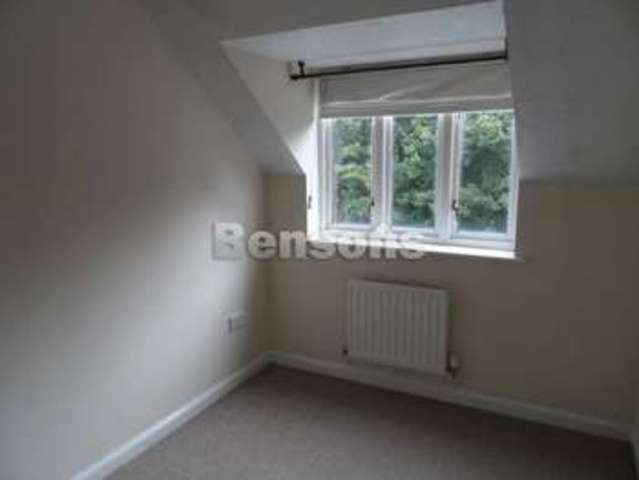  Image of 3 Bedroom Semi-Detached  To Rent at Kew Gardens Priorslee Telford, TF2 9SY