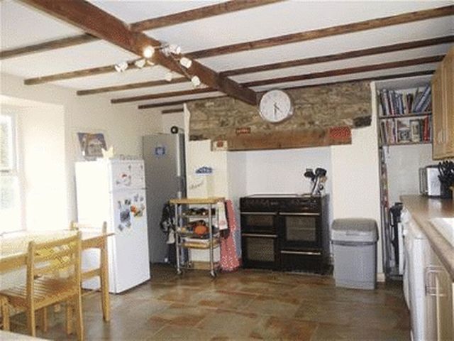  Image of 4 Bedroom Detached  To Rent at Kilgetty, SA68 0SE