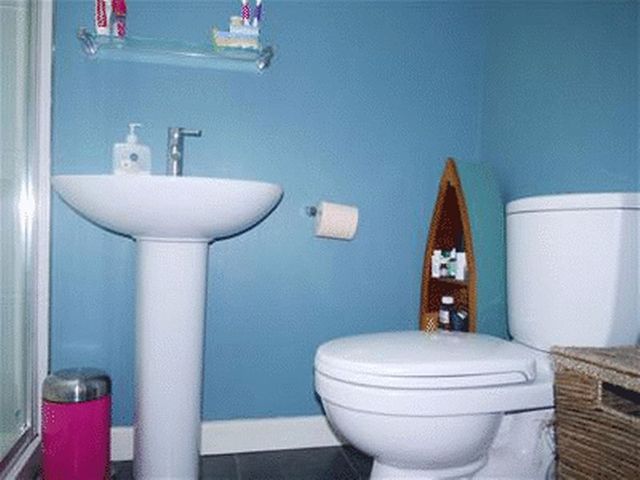  Image of 4 Bedroom Detached  To Rent at Kilgetty, SA68 0SE