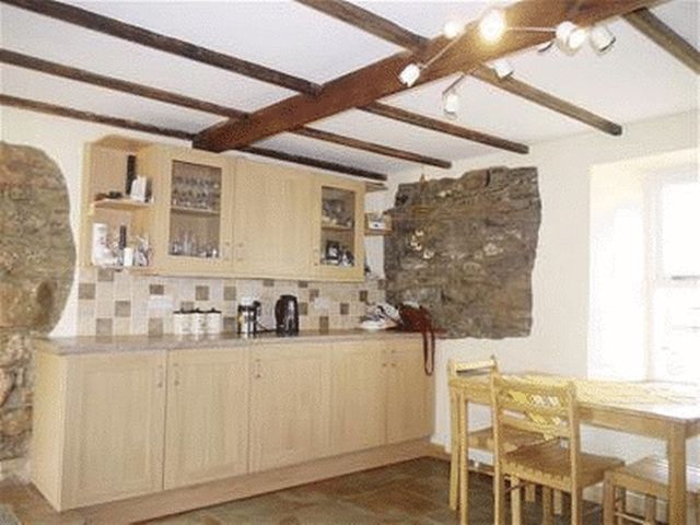  Image of 4 Bedroom Detached  To Rent at Kilgetty, SA68 0SE