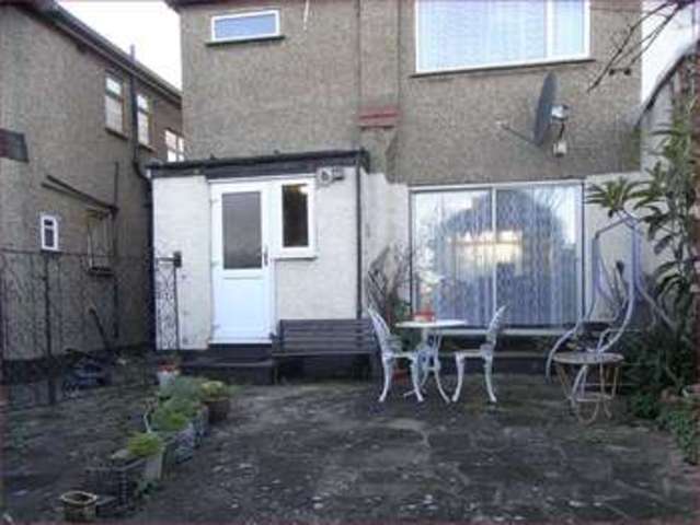  Image of 3 Bedroom Semi-Detached  For Sale at Leeside  Barnet, EN5 2PD