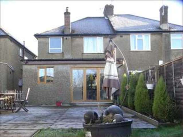  Image of 3 Bedroom Semi-Detached  For Sale at Leeside  Barnet, EN5 2PG