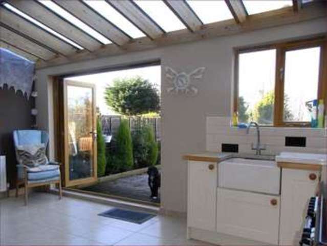  Image of 3 Bedroom Semi-Detached  For Sale at Leeside  Barnet, EN5 2PG