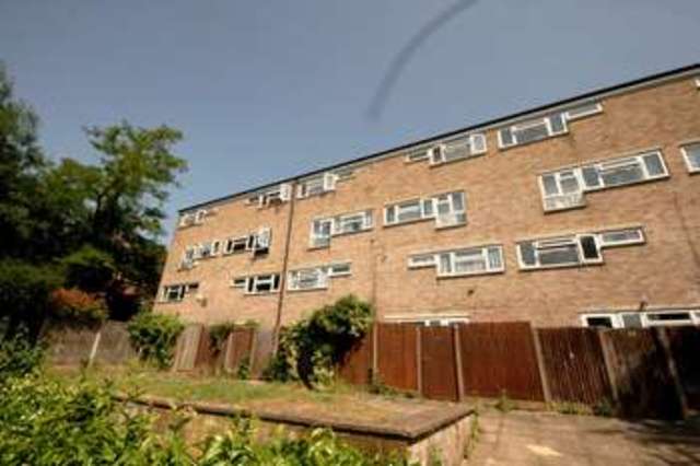  Image of 2 Bedroom Maisonette  For Sale at Beckenham Kent, BR3 1UE