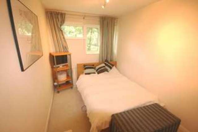  Image of 2 Bedroom Maisonette  For Sale at Beckenham Kent, BR3 1UE