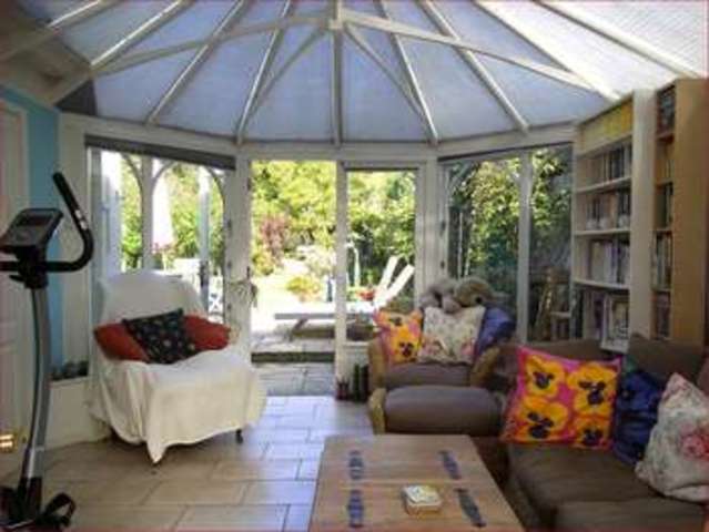 Image of 4 Bedroom Property  For Sale at Margaret Road  NEW BARNET, EN4 9RA