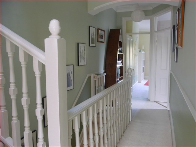  Image of 4 Bedroom Property  For Sale at Margaret Road  NEW BARNET, EN4 9RA