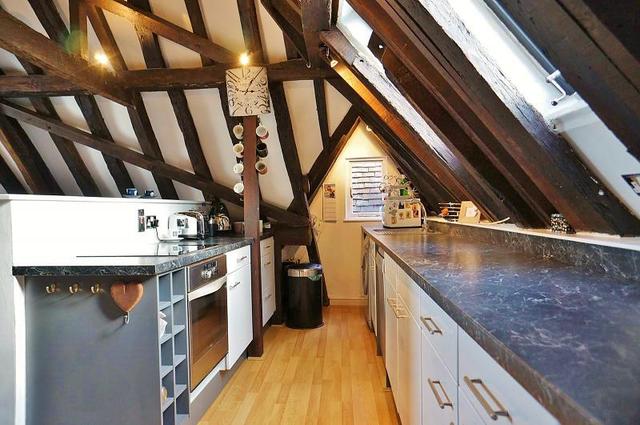  Image of 2 Bedroom Apartment  For Sale at Abingdon, OX14 3HG