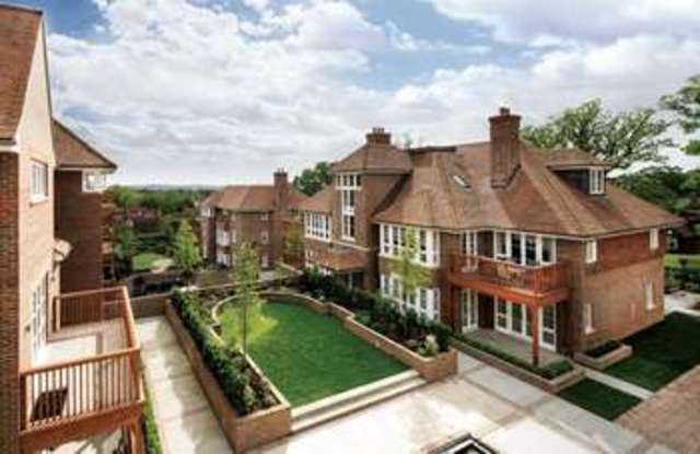  Image of 2 Bedroom Apartment  For Sale at Mill Hill London Mill Hill, NW7 4DR