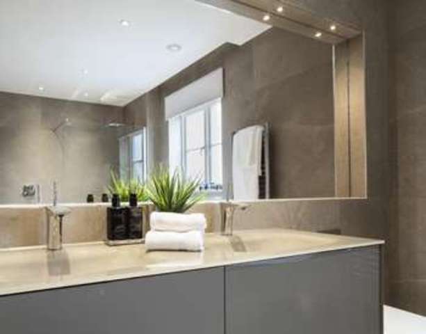  Image of 2 Bedroom Apartment  For Sale at Mill Hill London Mill Hill, NW7 4DR