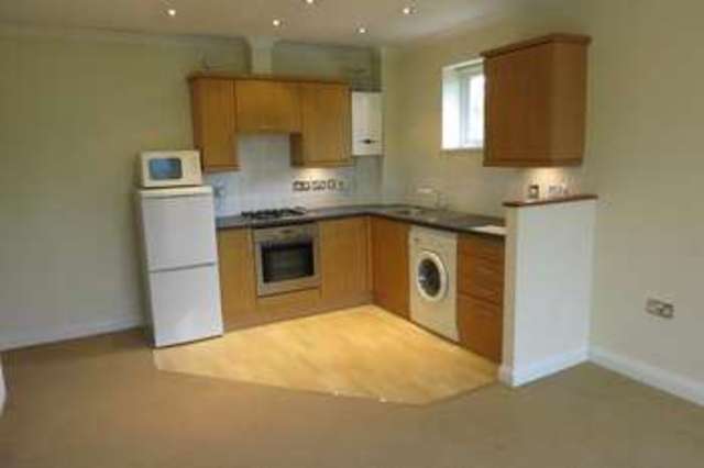  Image of 2 Bedroom Flat  To Rent at Reading Road Pangbourne Reading, RG8 7JG