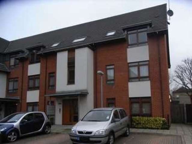  Image of 2 Bedroom Property  For Sale at Pellow Close  BARNET, EN5 2UP