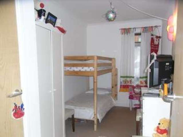  Image of 2 Bedroom Property  For Sale at Pellow Close  BARNET, EN5 2UP