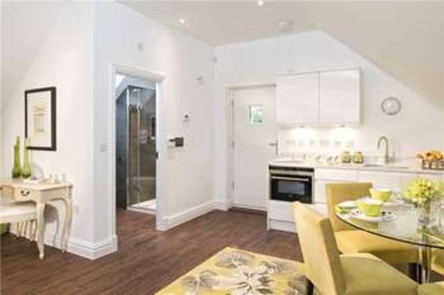  Image of 6 Bedroom Detached  For Sale at The Common Stanmore Stanmore, HA7 3HT