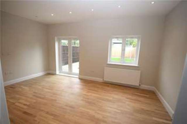  Image of 3 Bedroom Terraced  For Sale at Northolt  Northolt, UB5 5TS