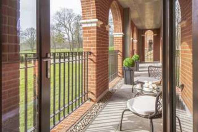  Image of 2 Bedroom Apartment  For Sale at The Common Stanmore Stanmore, HA7 3HT
