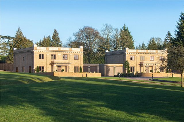  Image of 5 Bedroom Detached  For Sale at The Common Stanmore Stanmore, HA7 3HT