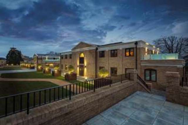  Image of 2 Bedroom Apartment  For Sale at Stanmore Middlesex Stanmore, HA7 3HT