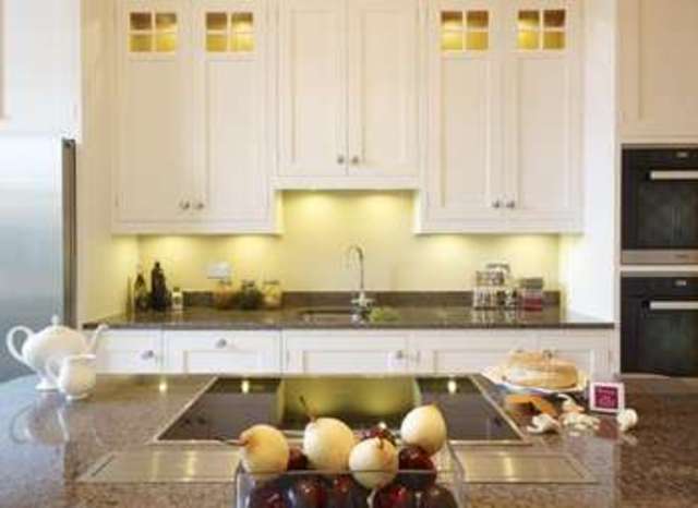  Image of 3 Bedroom Terraced  For Sale at The Common Stanmore Stanmore, HA7 3HT
