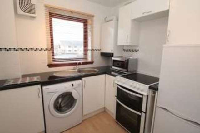  Image of 2 Bedroom Flat  For Sale at Preston Terrace  Sauchie, FK10 3FB