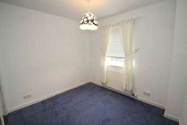  Image of 2 Bedroom Flat  For Sale at Preston Terrace  Sauchie, FK10 3FB