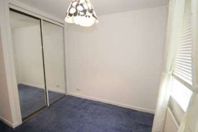  Image of 2 Bedroom Flat  For Sale at Preston Terrace  Sauchie, FK10 3FB