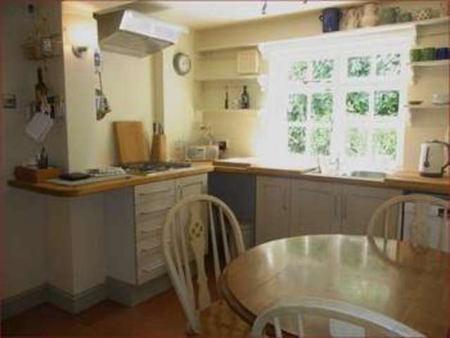  Image of 3 Bedroom Property  For Sale at Puller Road  HIGH BARNET, EN5 4HQ
