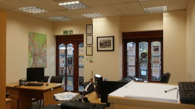  Image of Property  To Rent at Ram Passage  Kingston Upon Thames, KT1 1HH