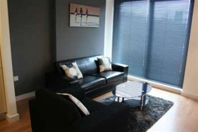  Image of 2 Bedroom Flat  To Rent at Leeds, LS9 8BN
