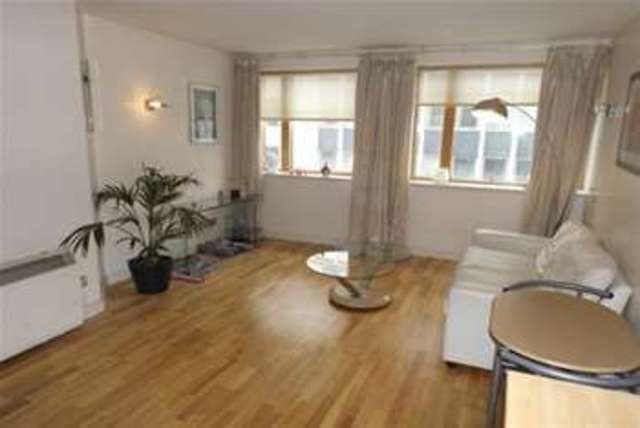  Image of 2 Bedroom Flat  To Rent at Leeds, LS1 5PQ