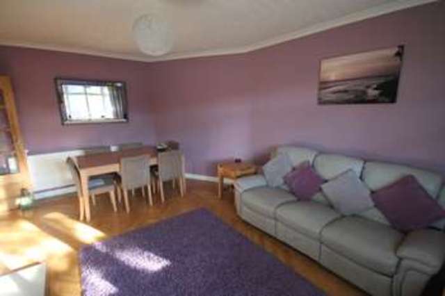  Image of 2 Bedroom Flat  For Sale at Beckenham, BR3 5AE
