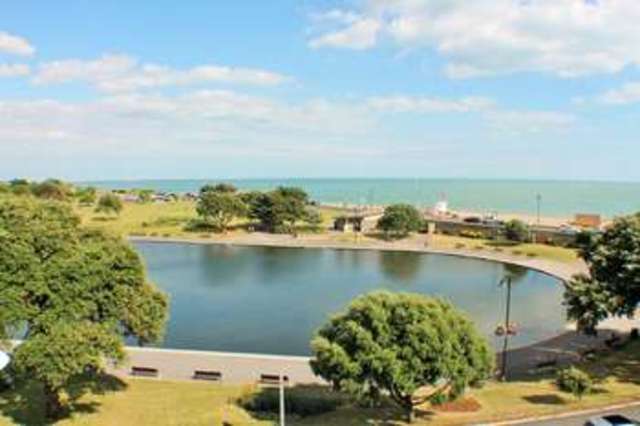  Image of 2 Bedroom Flat  For Sale at Southsea Hampshire, PO4 0QJ
